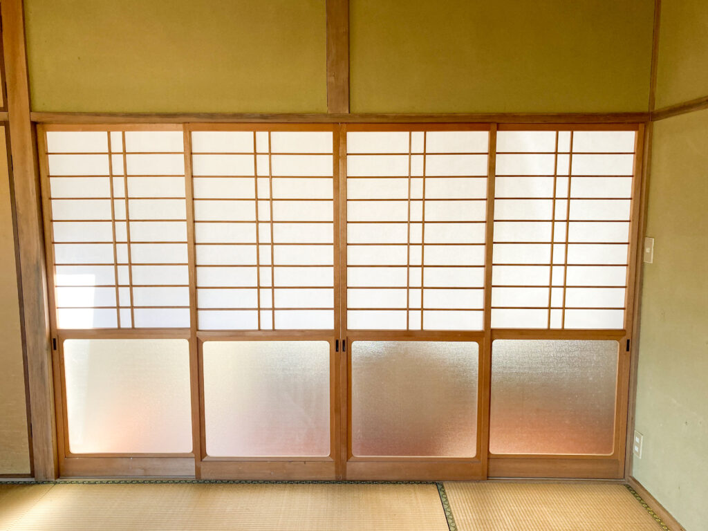 真新しい障子